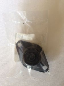 ANTI-VIBRATION MOUNT RADIATOR