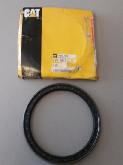 Picture of WHEEL SEAL