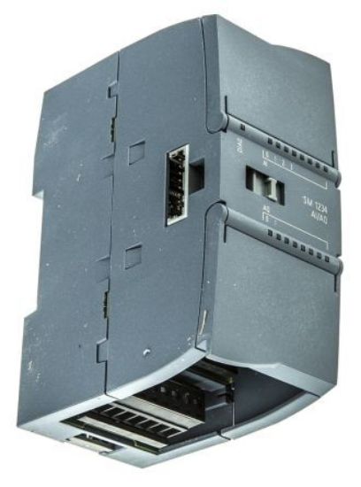 Picture of S7-1200 PLC I/O Module 24 V dc