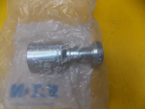 Split Flange Straight Fitting