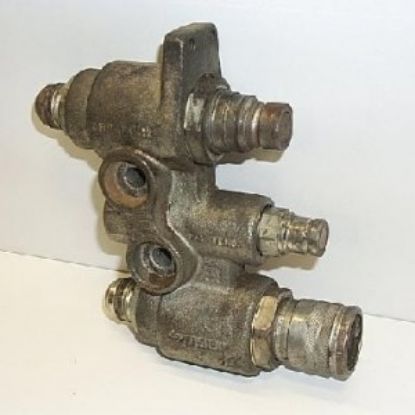 Picture of COUPLER