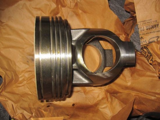 Picture of Crown, Piston