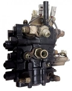 HYDRAULIC VALVE - 3 SPOOL