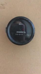GAUGE, HOUR METER