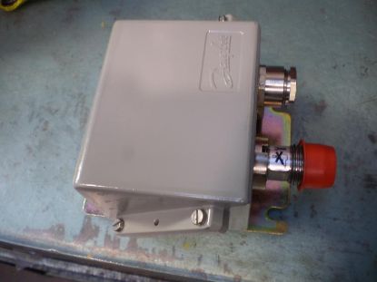 Picture of TRANSMITTER-PRESSURE (JACKET WATER PUMP OUTLET)