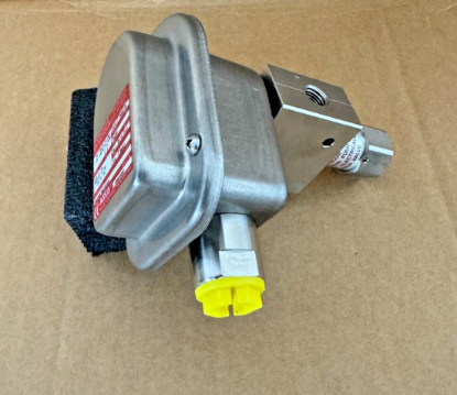 Picture of Numatics Solenoid Valve 24V