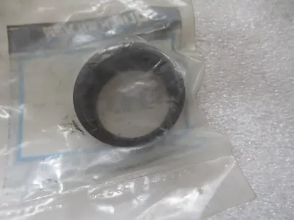 Picture of GROMMET