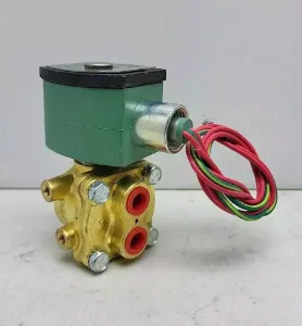 Solenoid Valve 4-Way 1/4" Pipe Size 120V