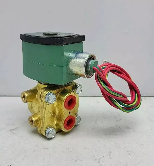 Picture of Solenoid Valve 4-Way 1/4" Pipe Size 120V