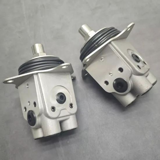 Picture of Pilot valve (joystick)