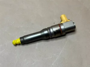 FUEL INJECTOR