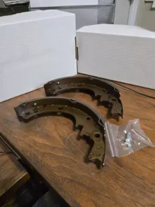 BRAKE SHOE KIT