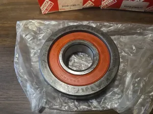 MAST ROLLER