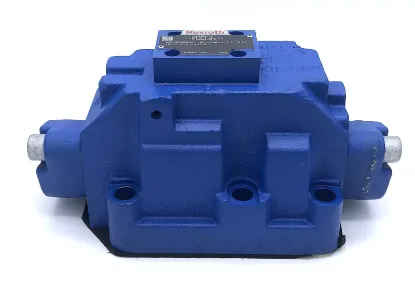 Picture of Hydraulic Directional Valve 4 Way NG25