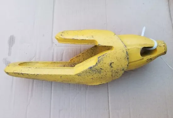 Picture of ADAPTER, RH SPADE, 1 1/2 LEG,