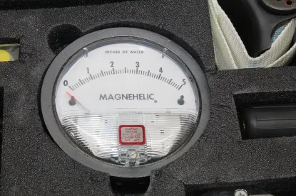 Picture of Crankcase Pressure Gauge