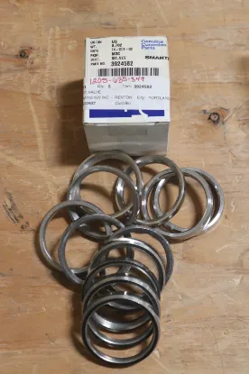 Picture of INSERT, VALVE