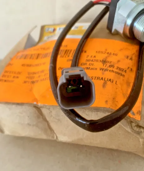 Picture of Oil Contamination Switch