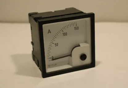 Picture of Analog DC Voltmeter 72 x 72 mm