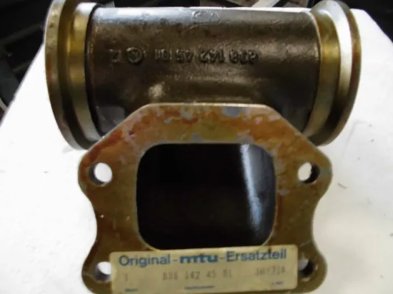 Picture of EXHAUST ELBOW        LEFT