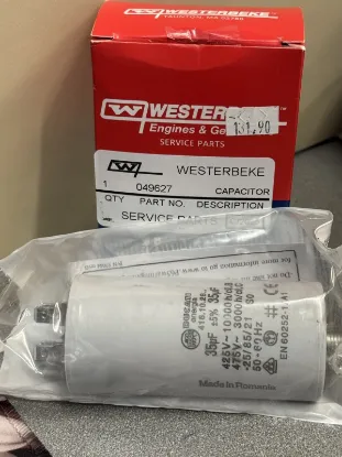 Picture of CAPACITOR 35MFD,450VAC